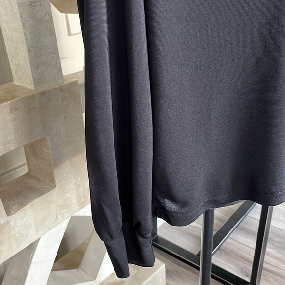 H&M blouse top shirt black long sleeve back button Size Medium - Picture 3 of 9